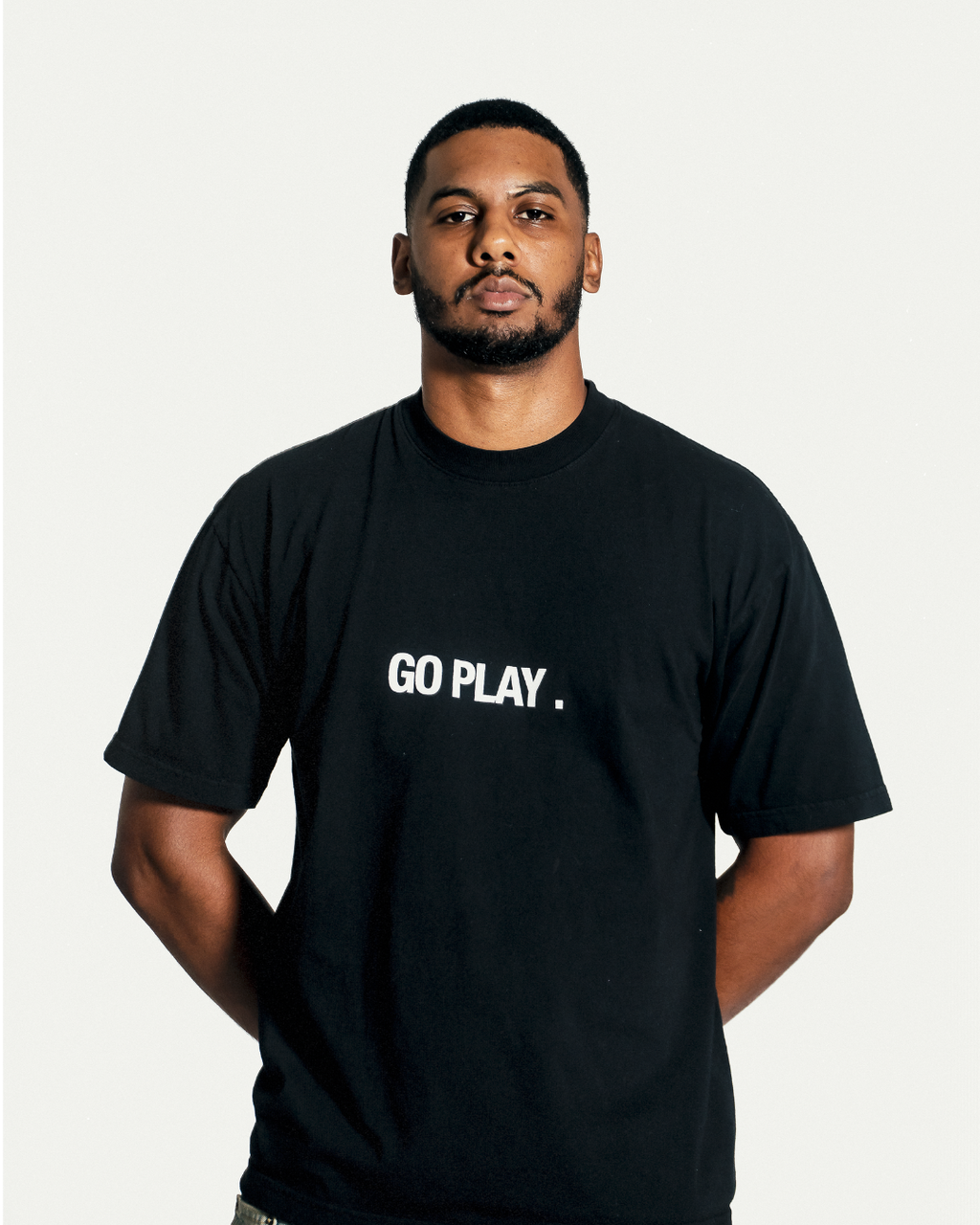 GO PLAY. T-SHIRT